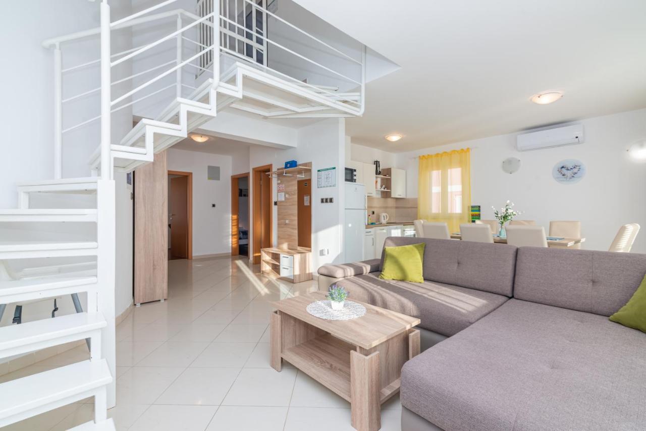 Apartment Mimoza 5, Baska, Krk Εξωτερικό φωτογραφία