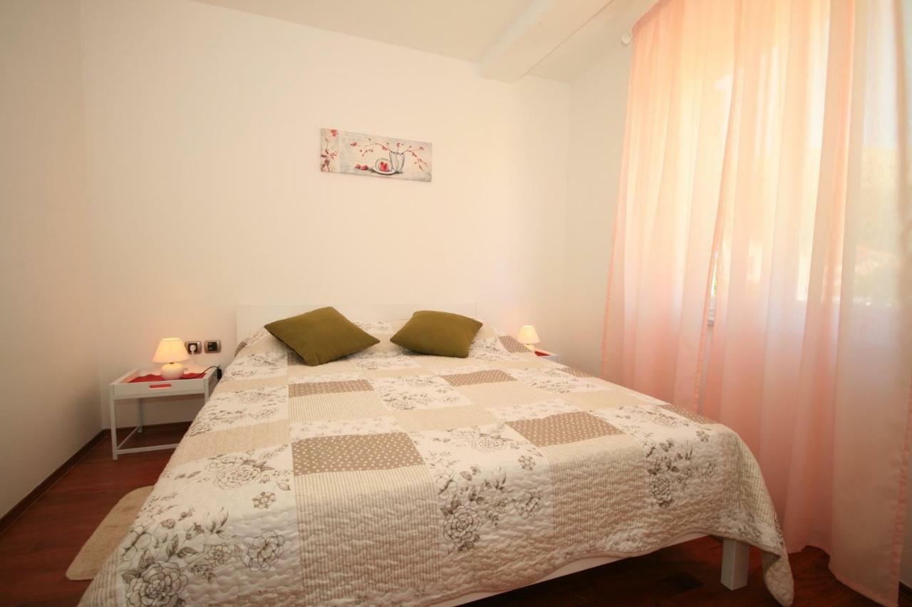 Apartment Mimoza 5, Baska, Krk Εξωτερικό φωτογραφία